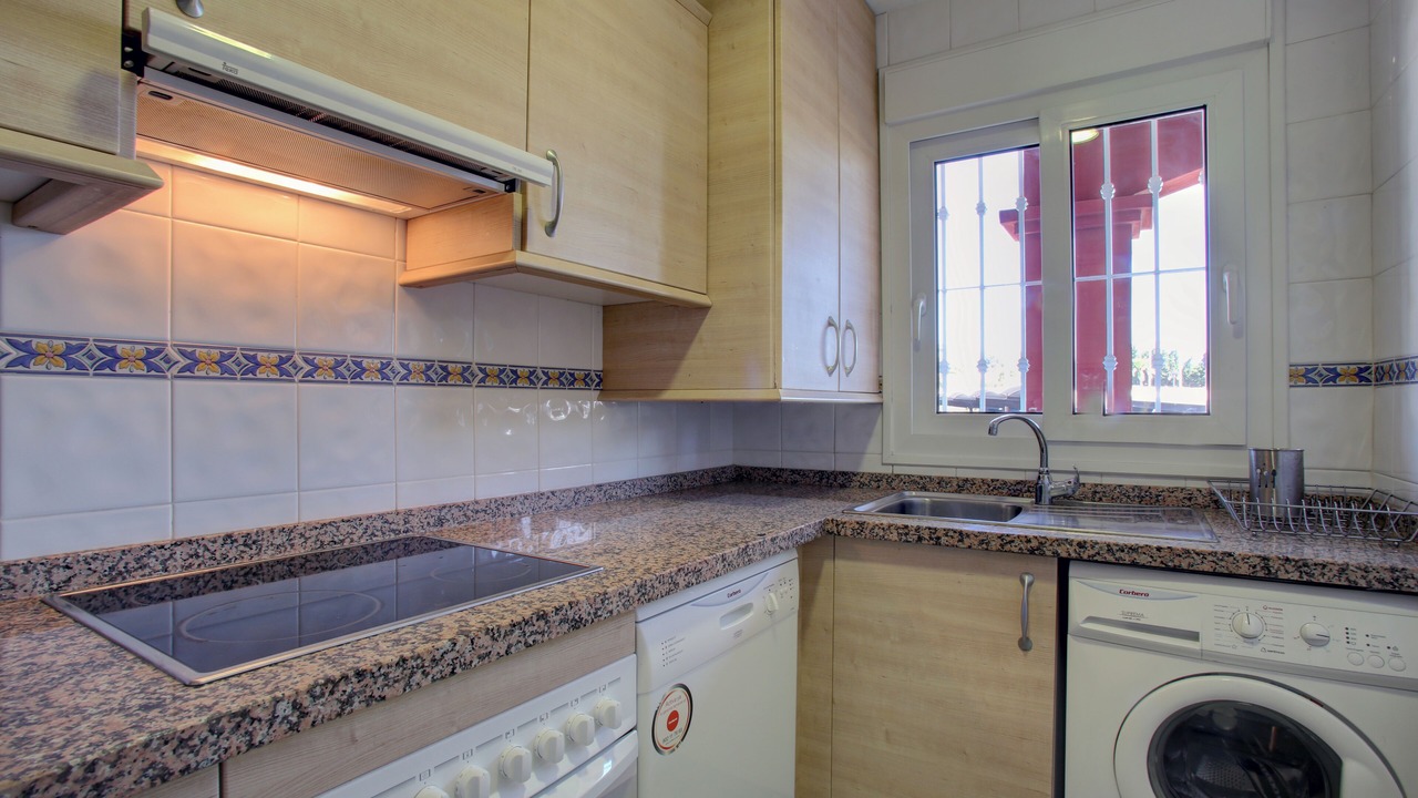 Photo of Kitchen in New Golden Mile