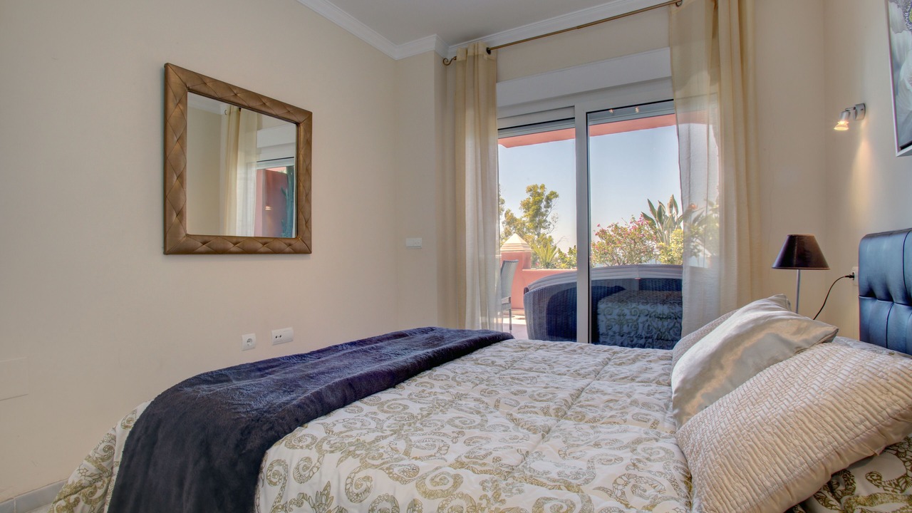 Photo of Bedroom in New Golden Mile