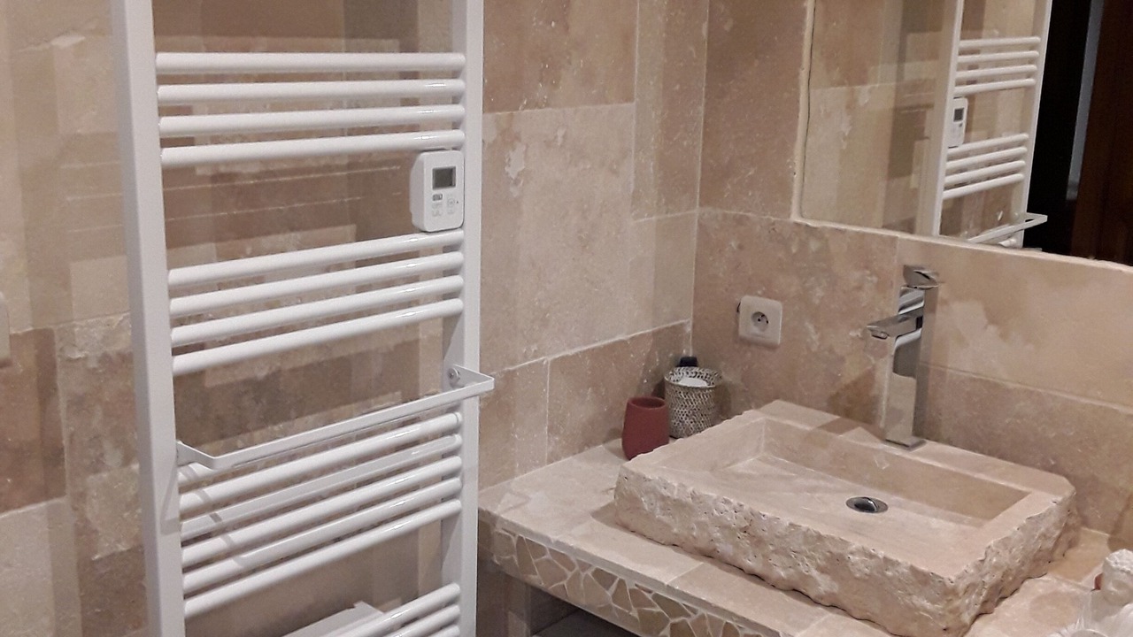Photo of Bathroom in Vedene