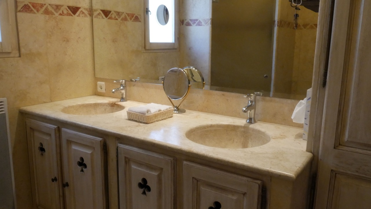 Photo of Bathroom in Fuveau