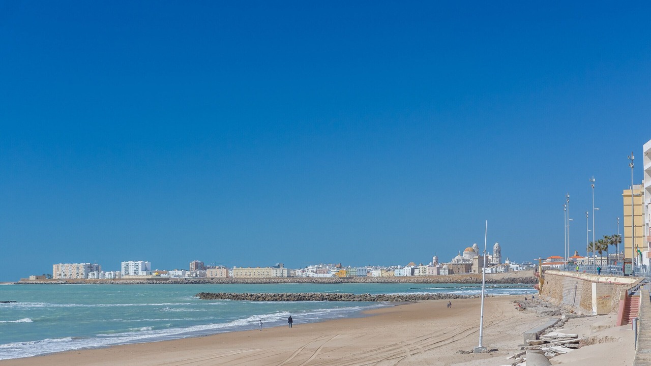 Photo of Others in Cadiz
