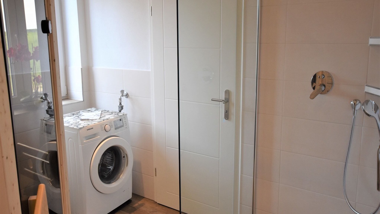 Photo of Bathroom in Gross Schwansee
