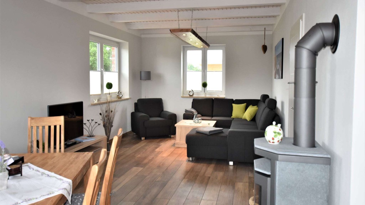 Photo of Livingroom in Gross Schwansee