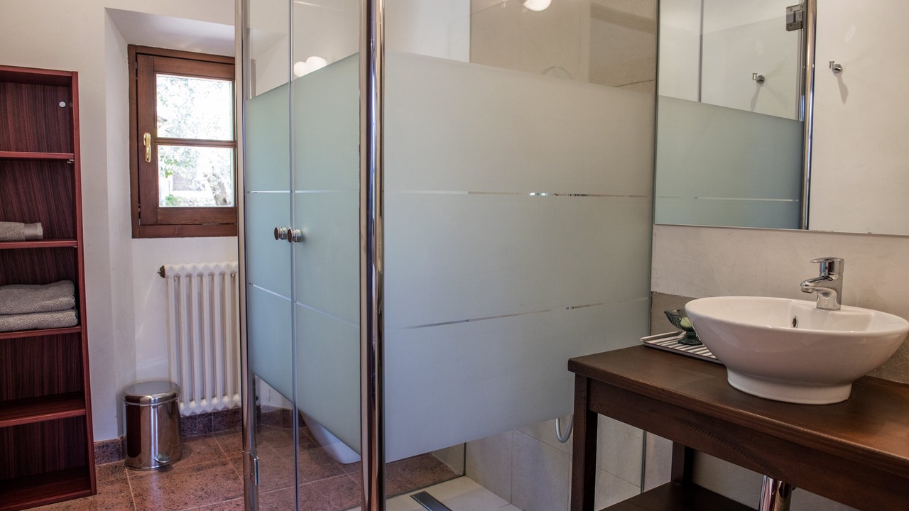 Photo of Bathroom in Biniaraix