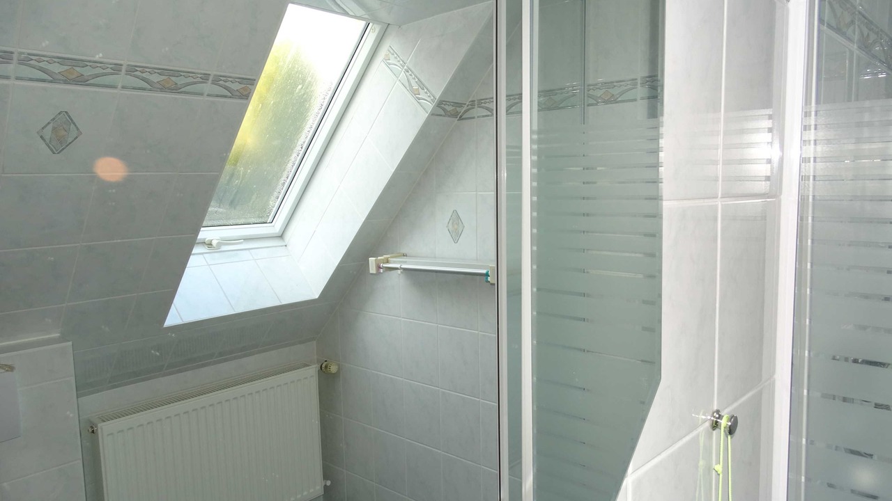 Photo of Bathroom in Loddin