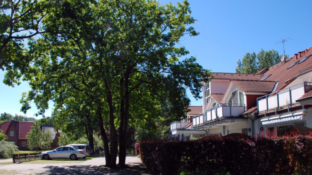 Photo of Outdoor in Glowe
