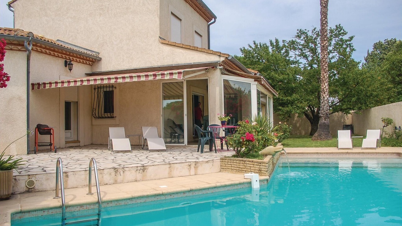 Photo of Outdoor in Milhaud