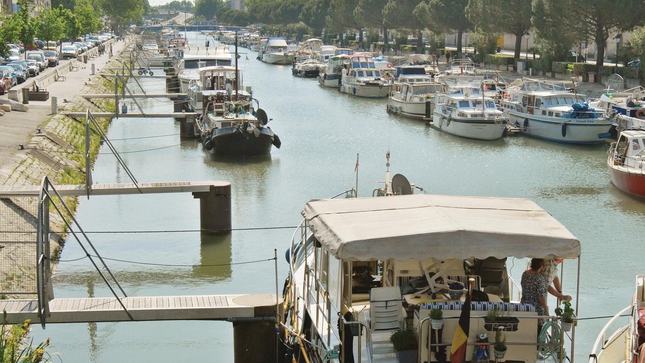 Photo of Others in Beaucaire