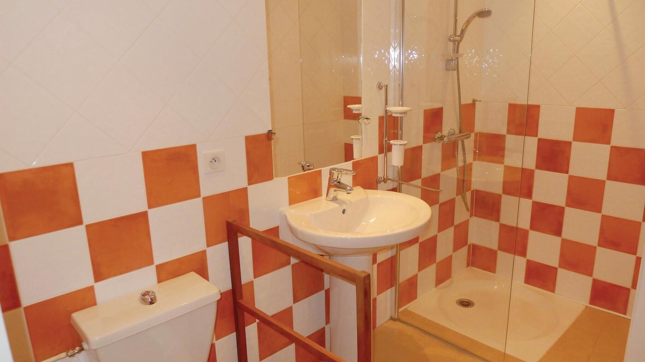 Photo of Bathroom in Beaucaire