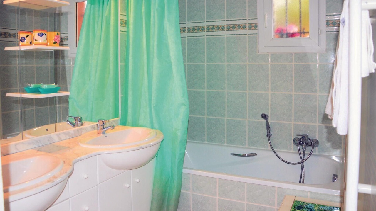 Photo of Bathroom in Pont Royal
