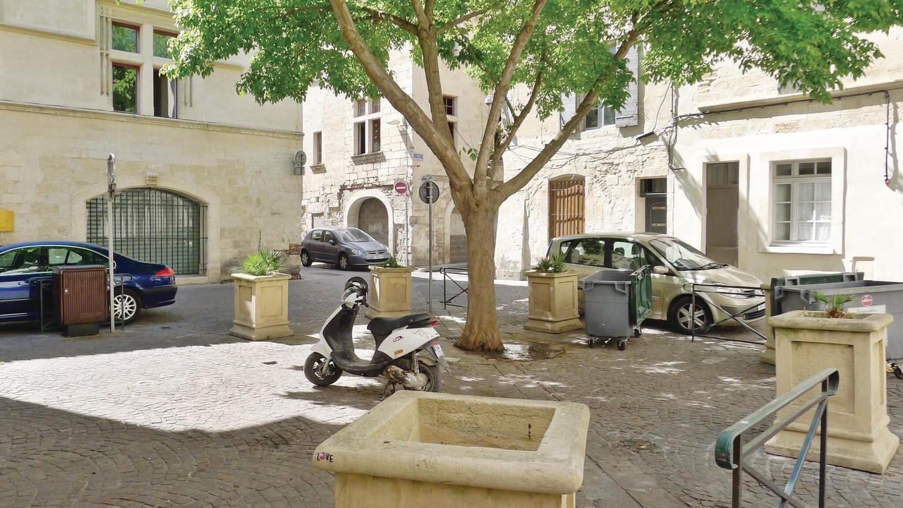 Photo of Others in Beaucaire