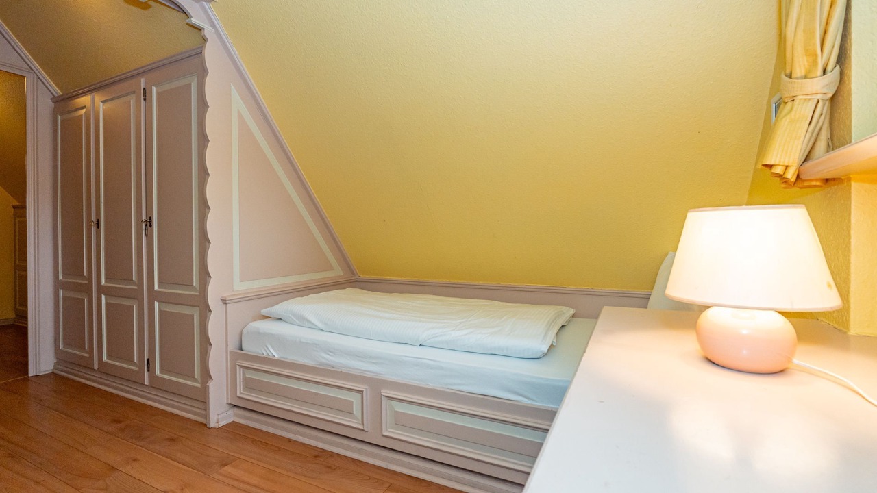 Photo of Bedroom in List