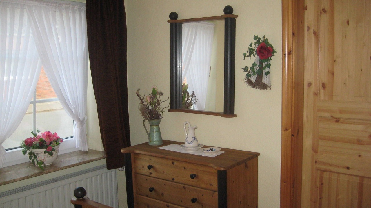 Photo of Bedroom in Barlt