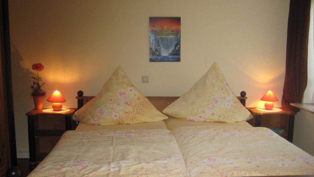 Photo of Bedroom in Barlt