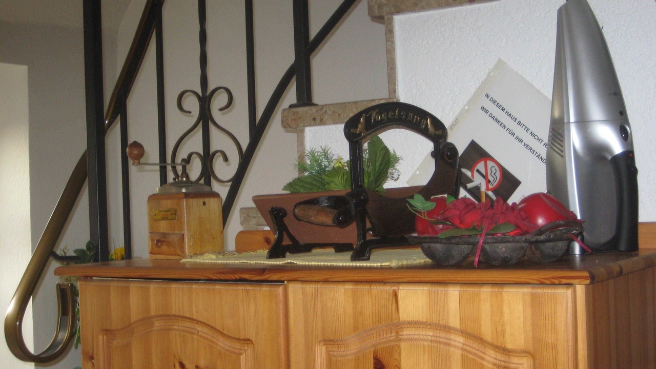 Photo of Others in Barlt