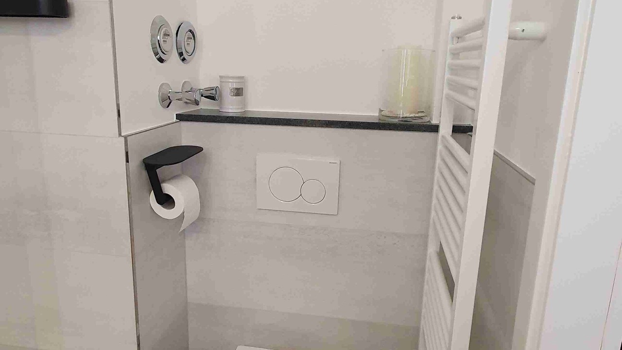 Photo of Bathroom in Schausende