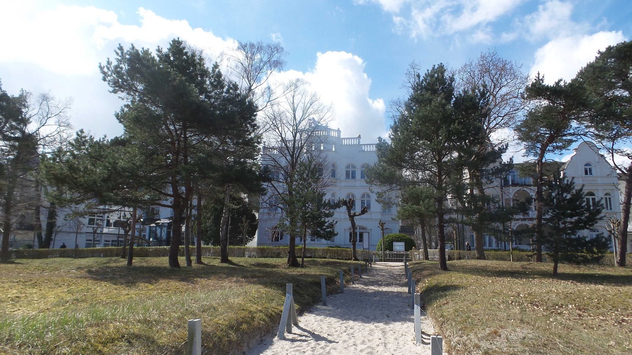 Photo of Others in Binz