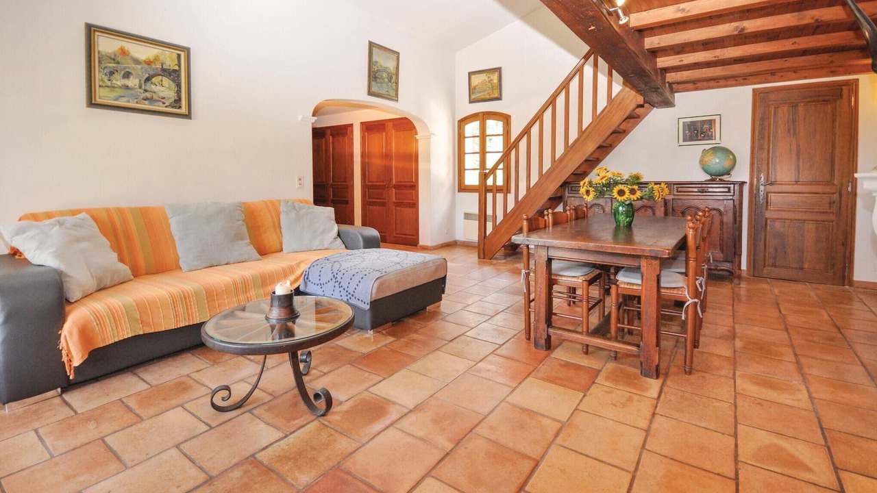 Photo of Bedroom in Saint-Cezaire-sur-Siagne