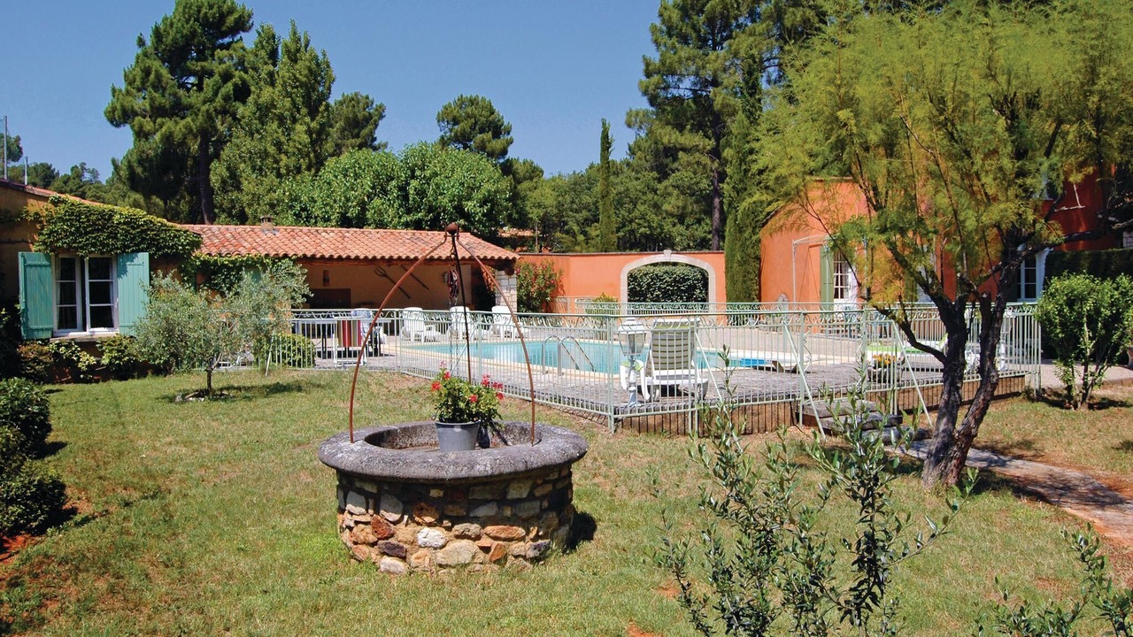 Photo of Others in Roussillon