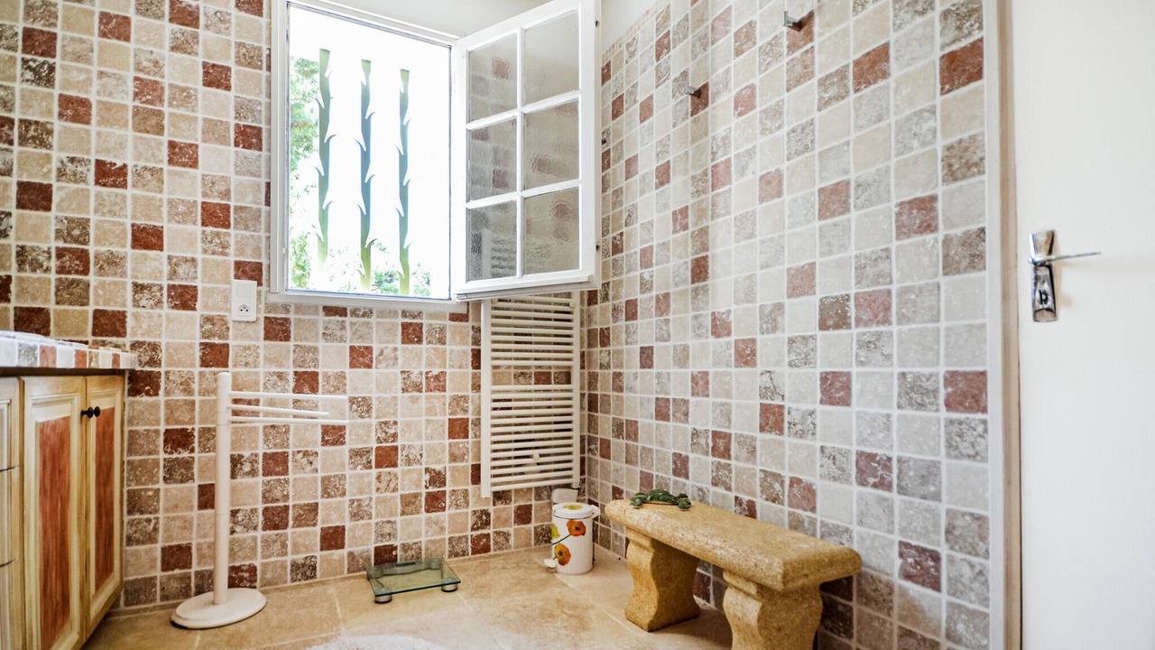 Photo of Bathroom in Roussillon