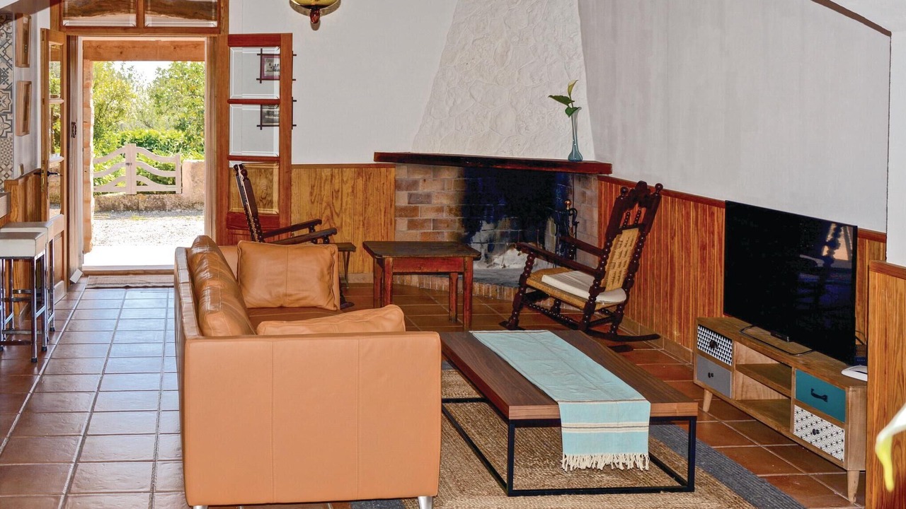 Photo of Bedroom in Portol