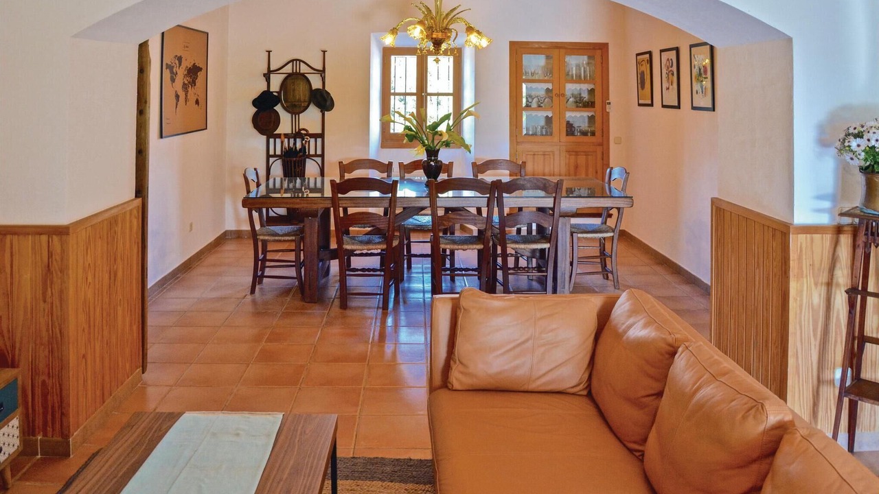 Photo of Bedroom in Portol