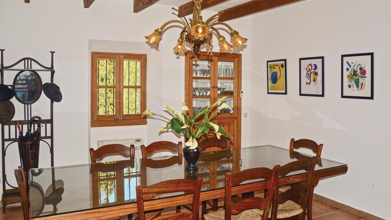 Photo of Bedroom in Portol