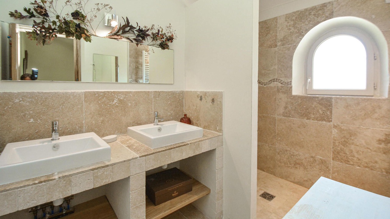Photo of Bathroom in Eygalieres