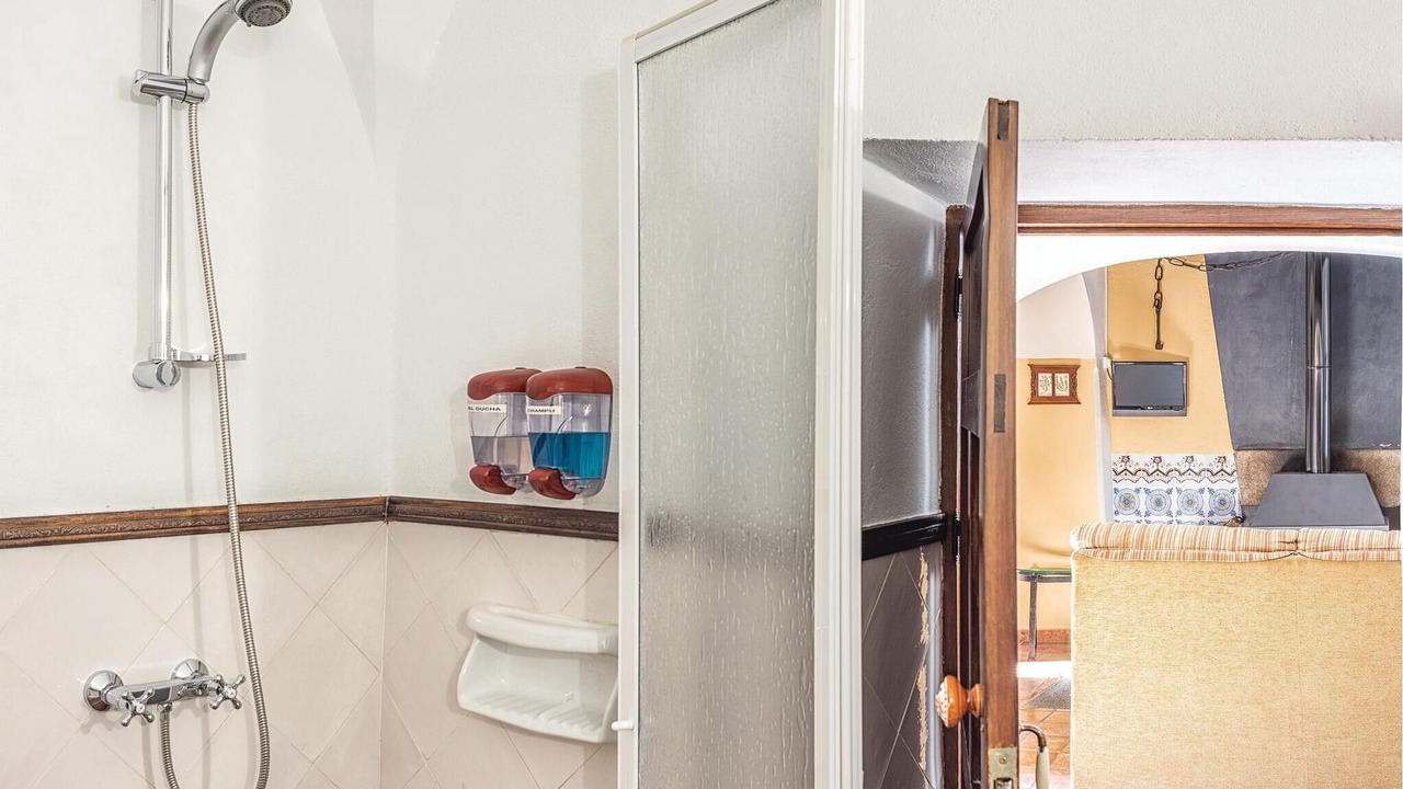 Photo of Bathroom in Anora