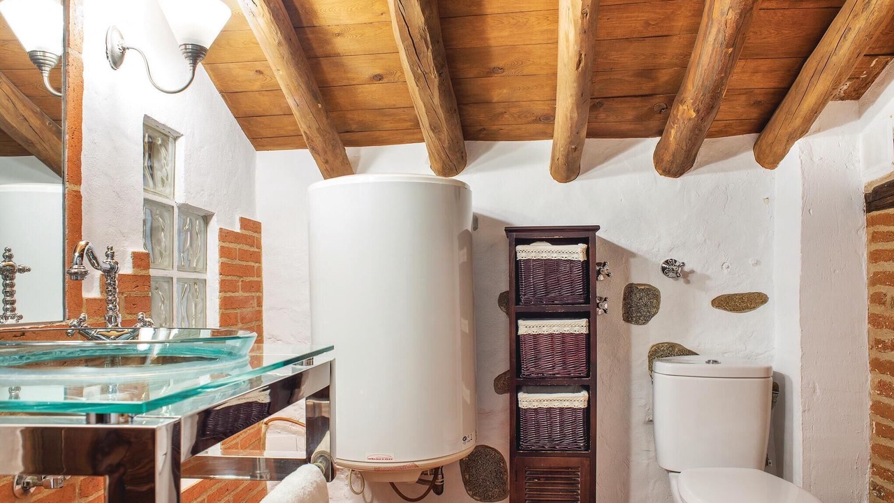 Photo of Bathroom in Anora