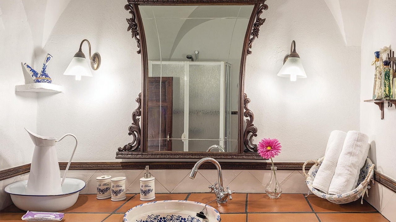 Photo of Bathroom in Anora