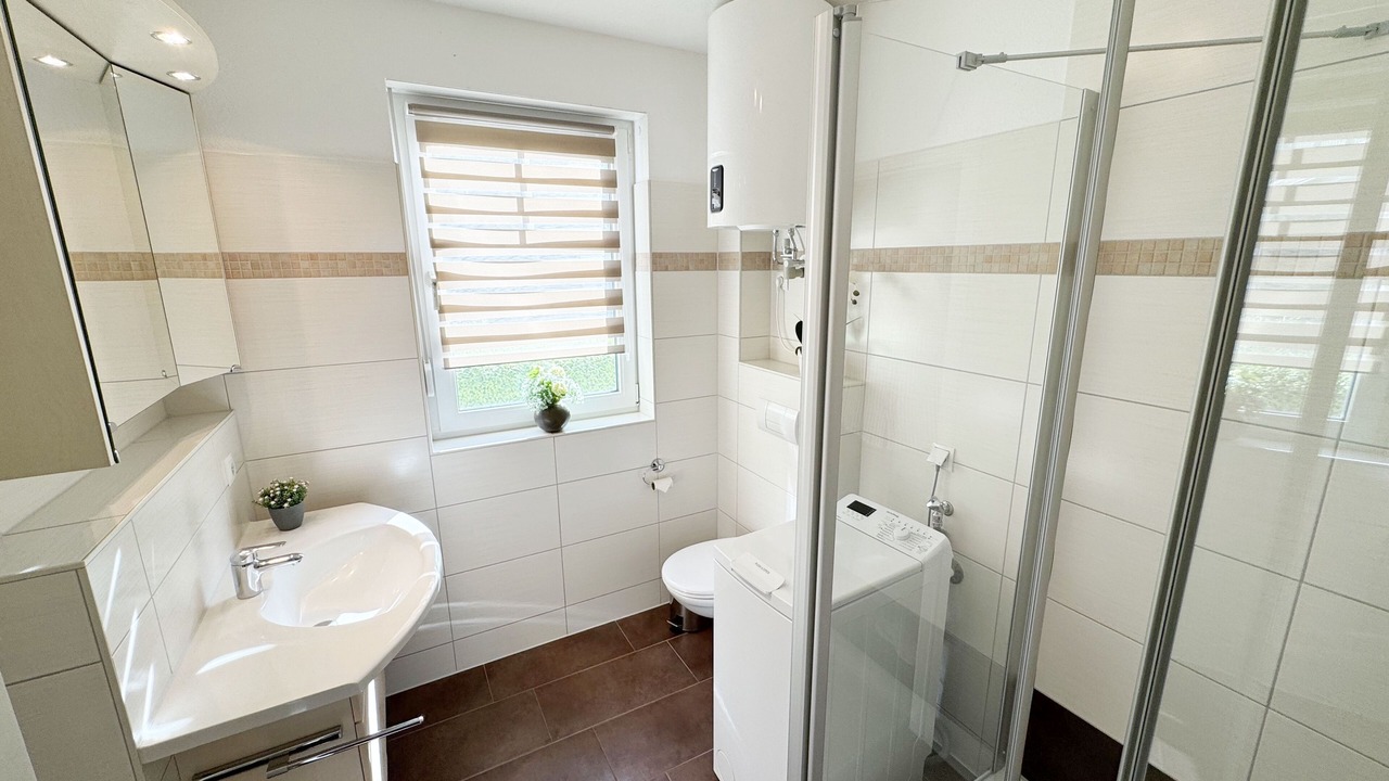 Photo of Bathroom in Thiessow