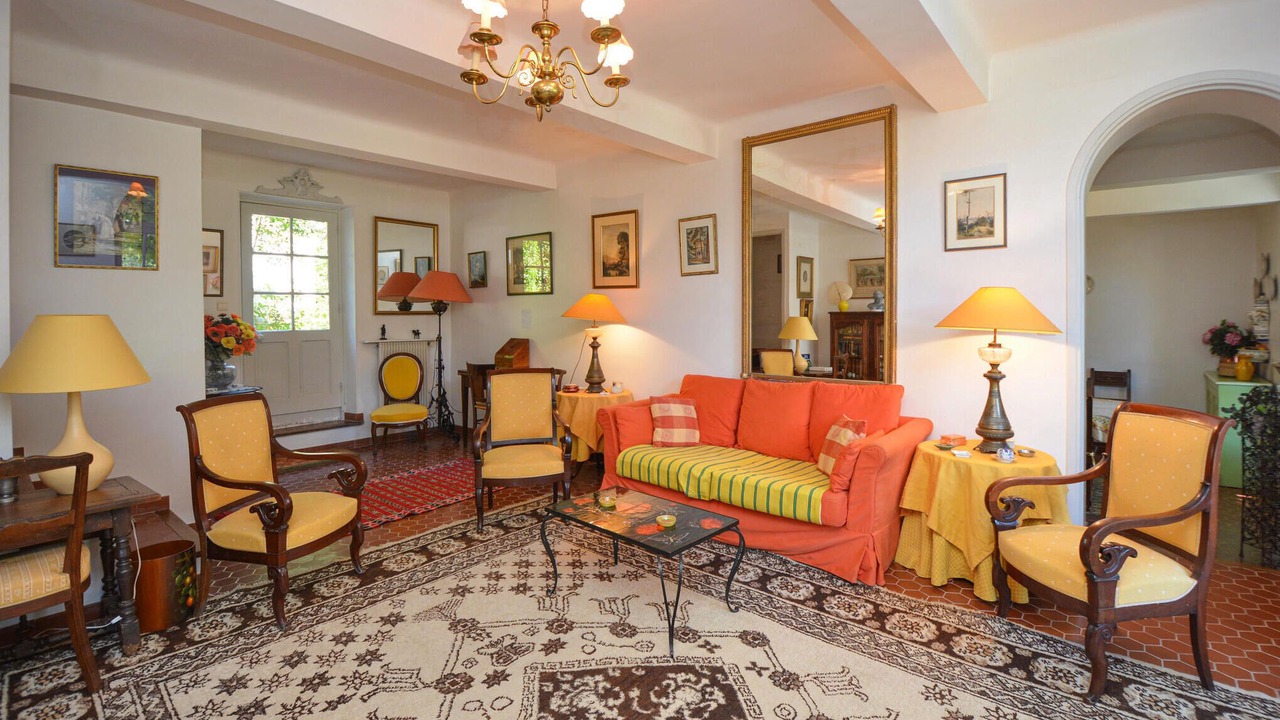 Photo of Bedroom in La Roque-d'Antheron