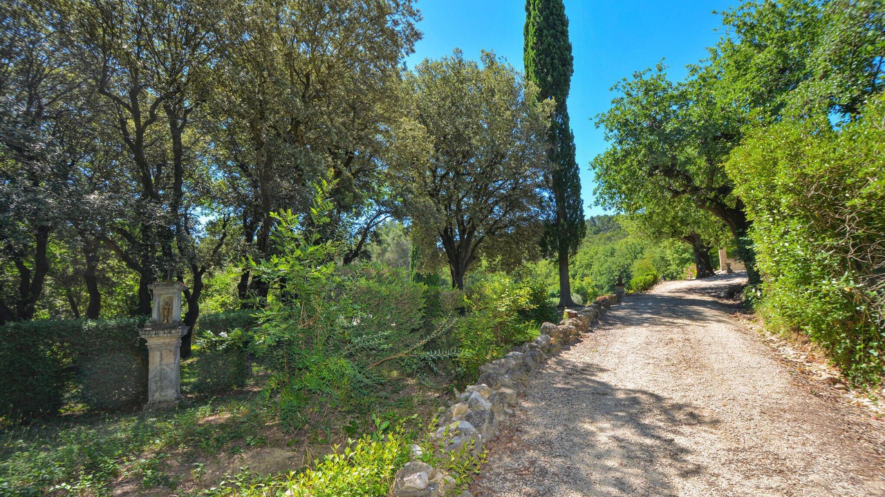 Photo of Others in La Roque-d'Antheron