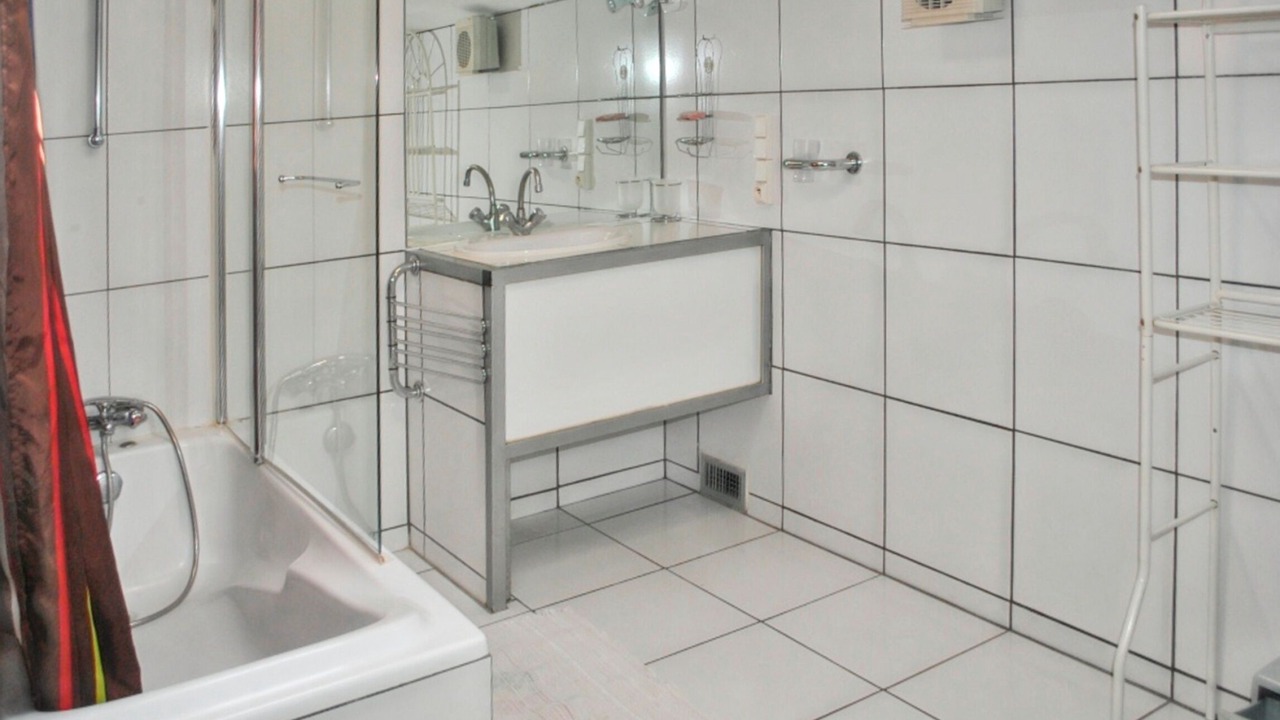 Photo of Bathroom in Meynes