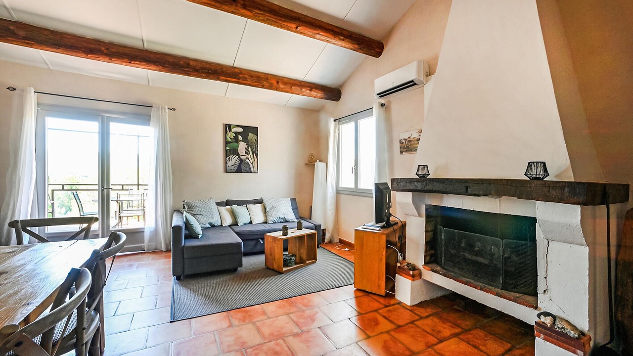 Photo of Bedroom in Saint-Andre-de-Roquepertuis