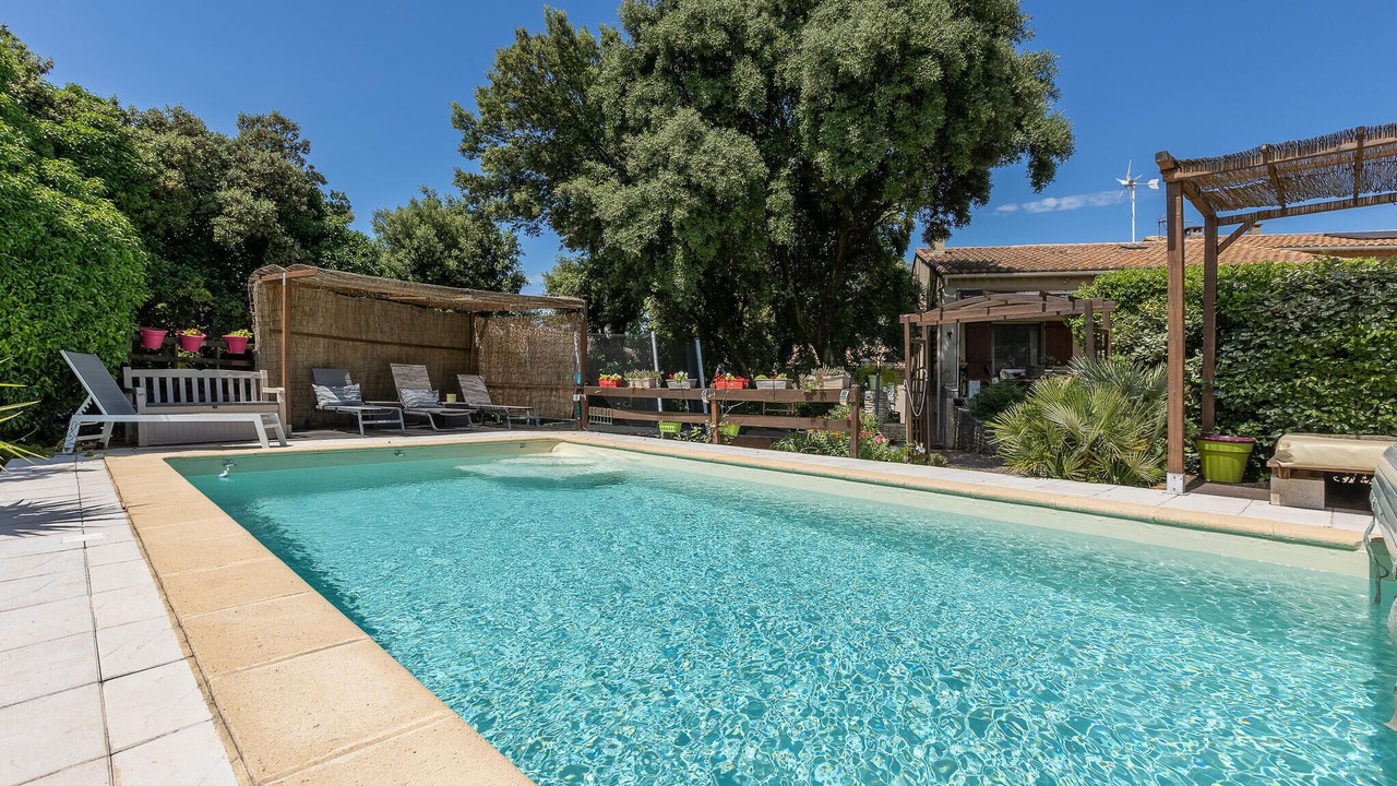 Photo of Outdoor in Bedarrides