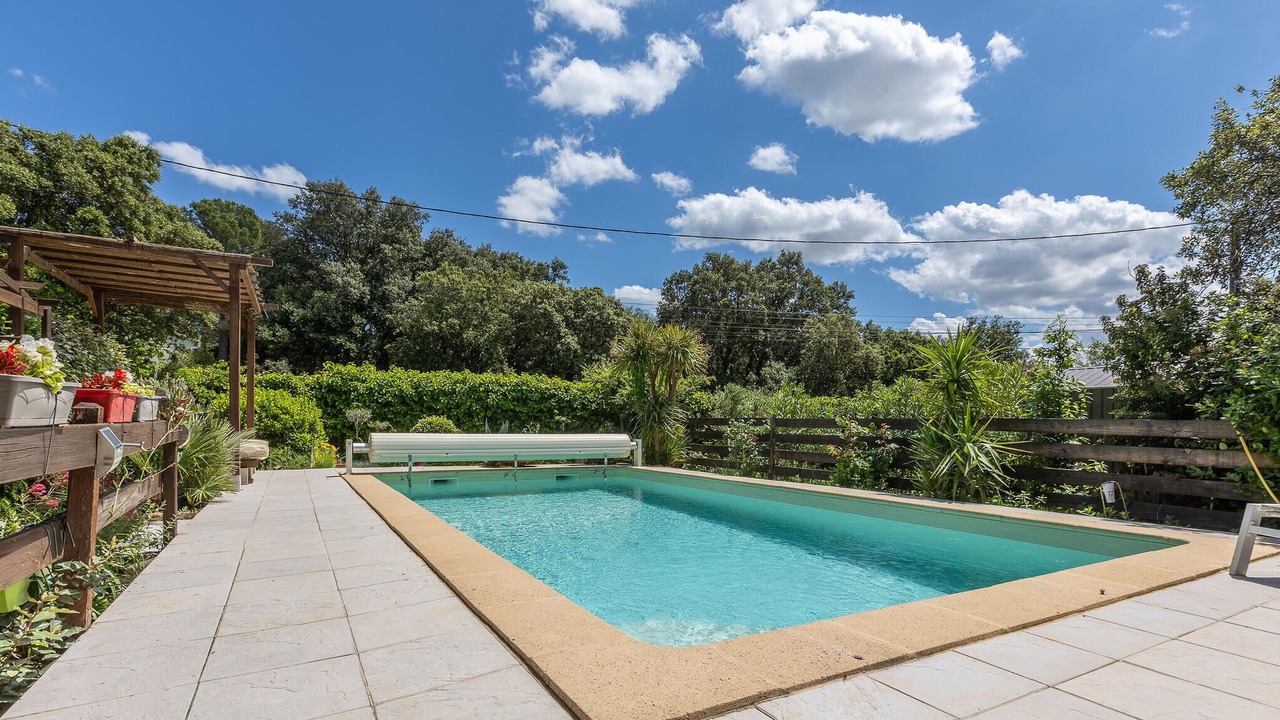 Photo of Outdoor in Bedarrides