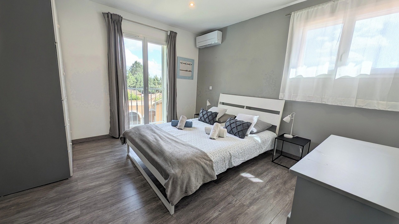 Photo of Bedroom in Beaucaire