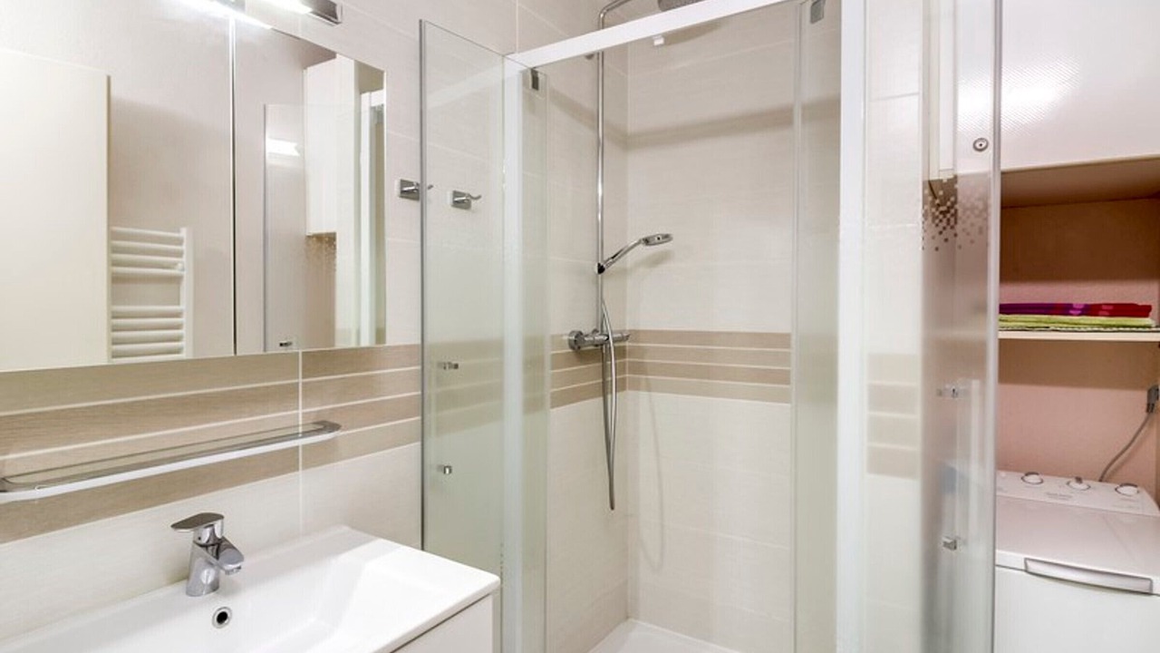 Photo of Bathroom in Esquieze-Sere