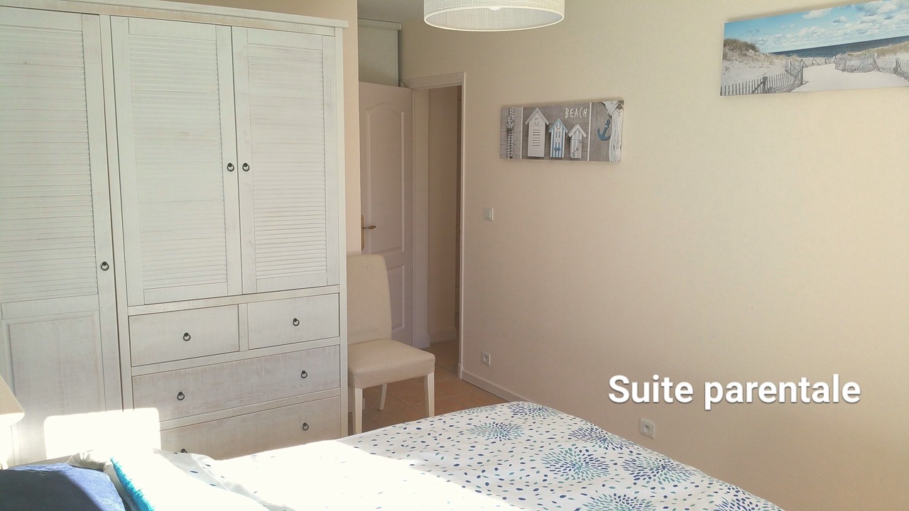 Photo of Bedroom in Auriol