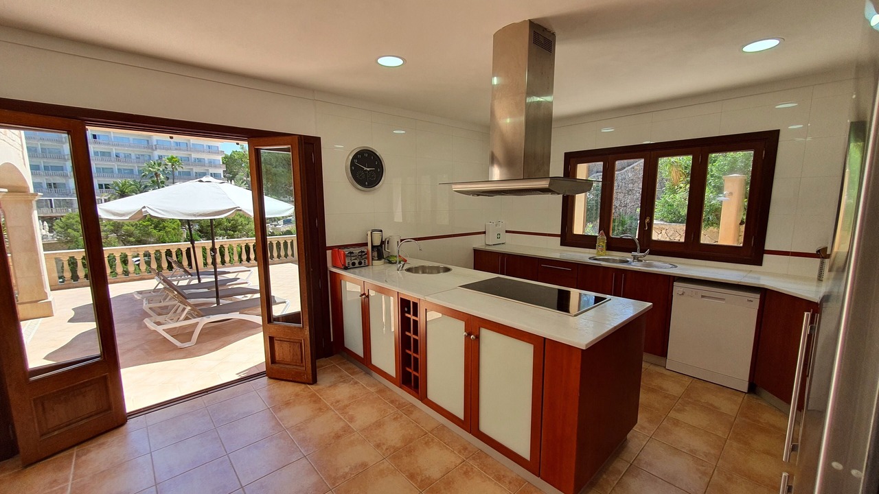 Photo of Kitchen in Cala Santany