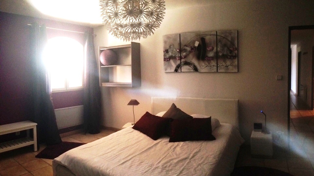 Photo of Bedroom in Pernes-les-Fontaines