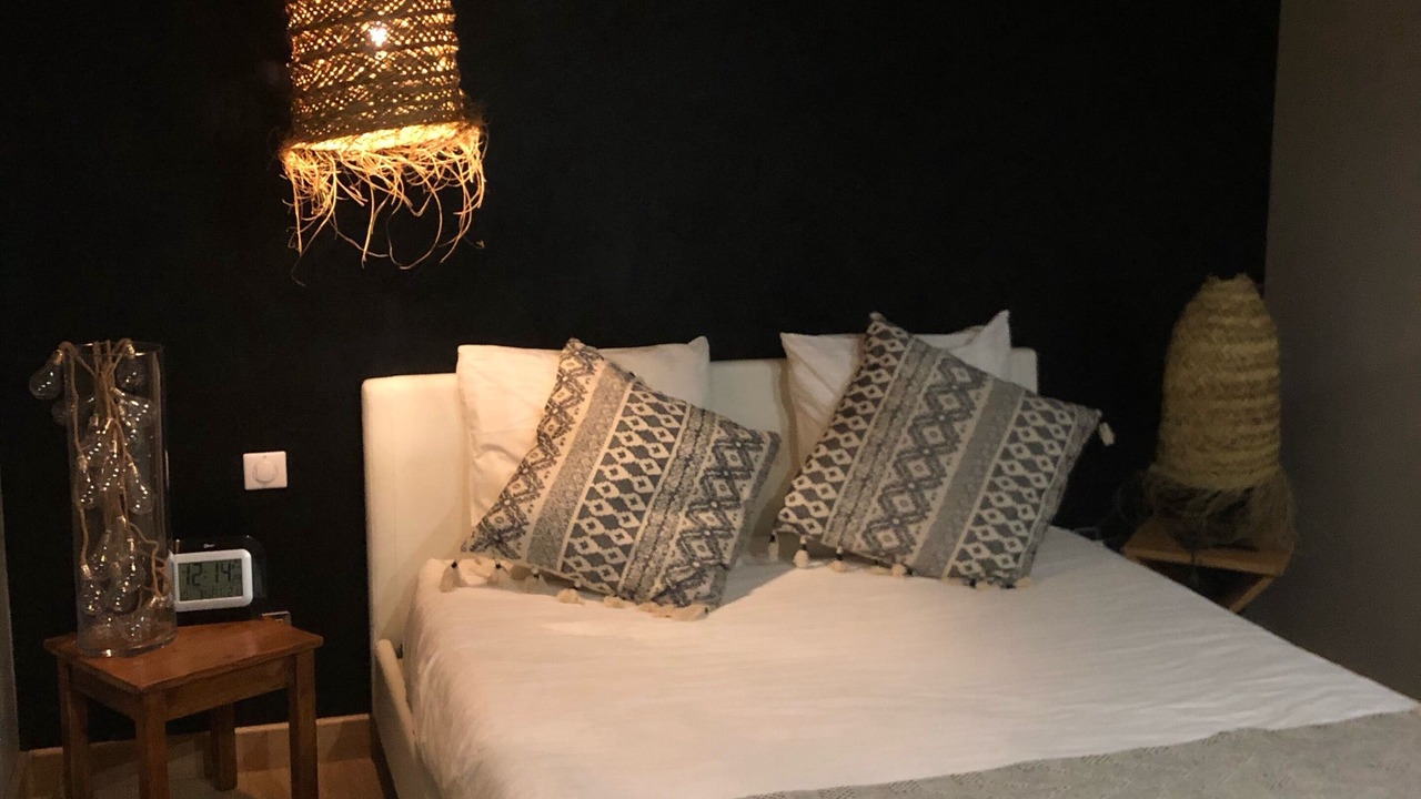 Photo of Bedroom in Pernes-les-Fontaines