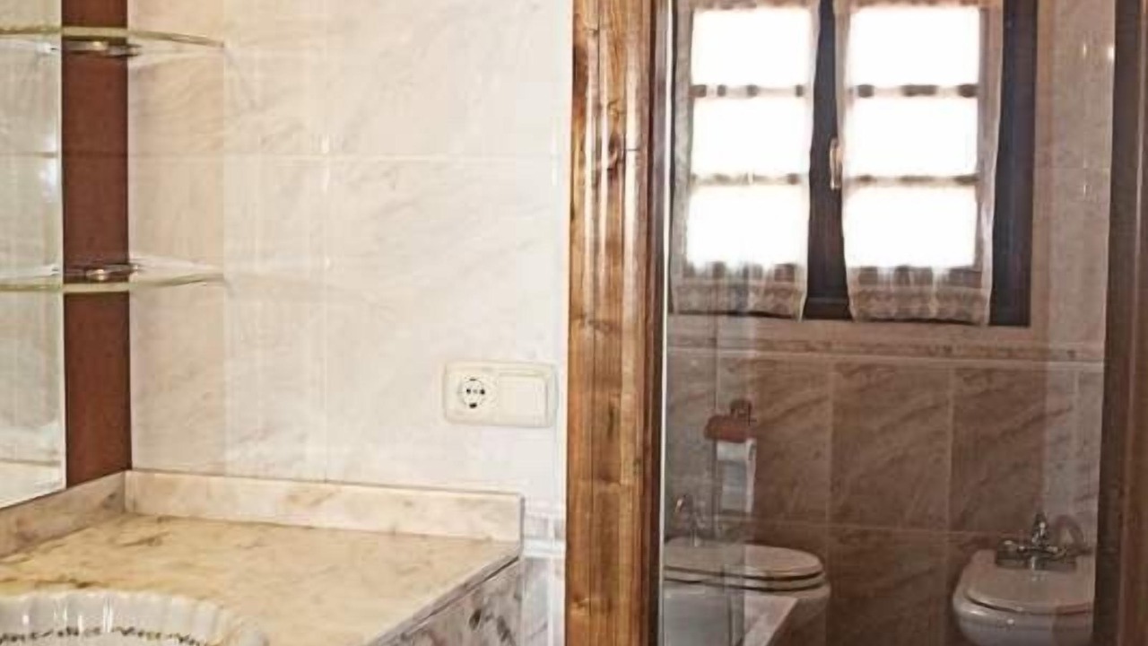 Photo of Bathroom in Naves