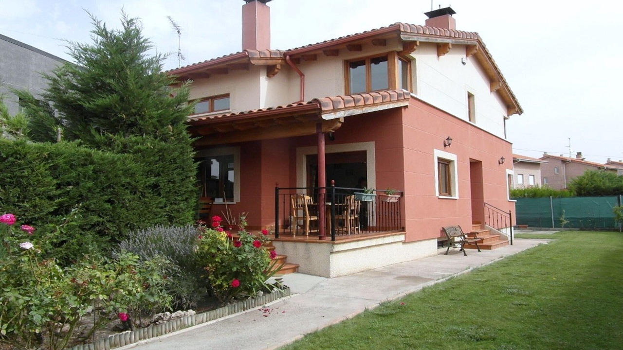 Photo of Outdoor in Buniel