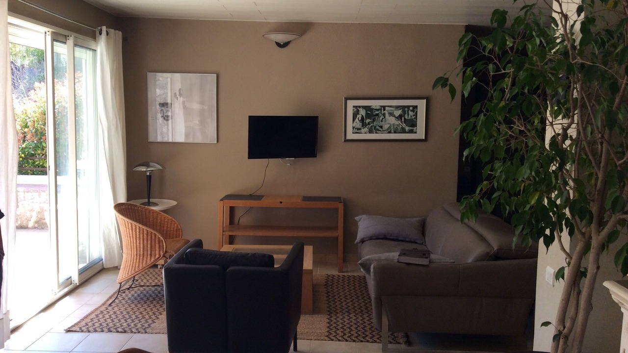 Photo of Livingroom in Fuveau