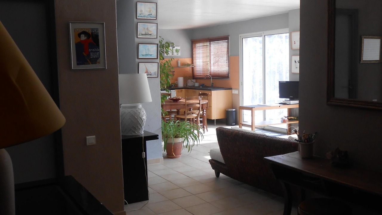 Photo of Livingroom in Fuveau