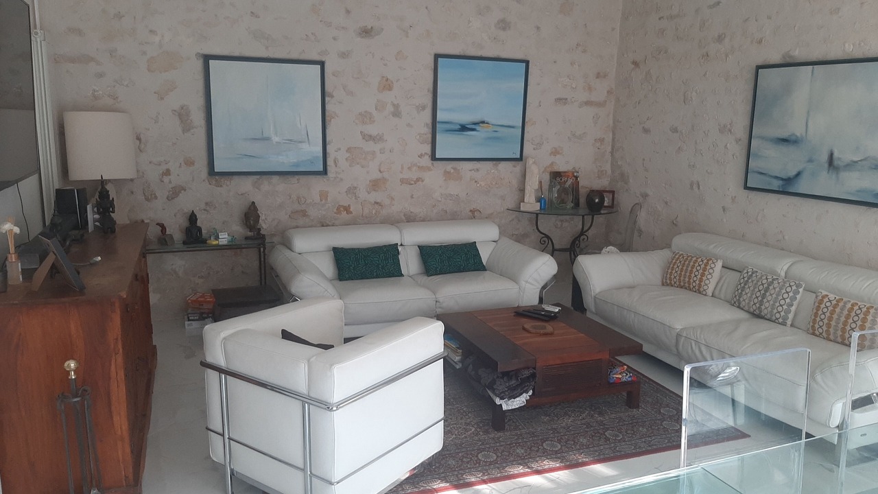 Photo of Livingroom in Couronne Urbaine