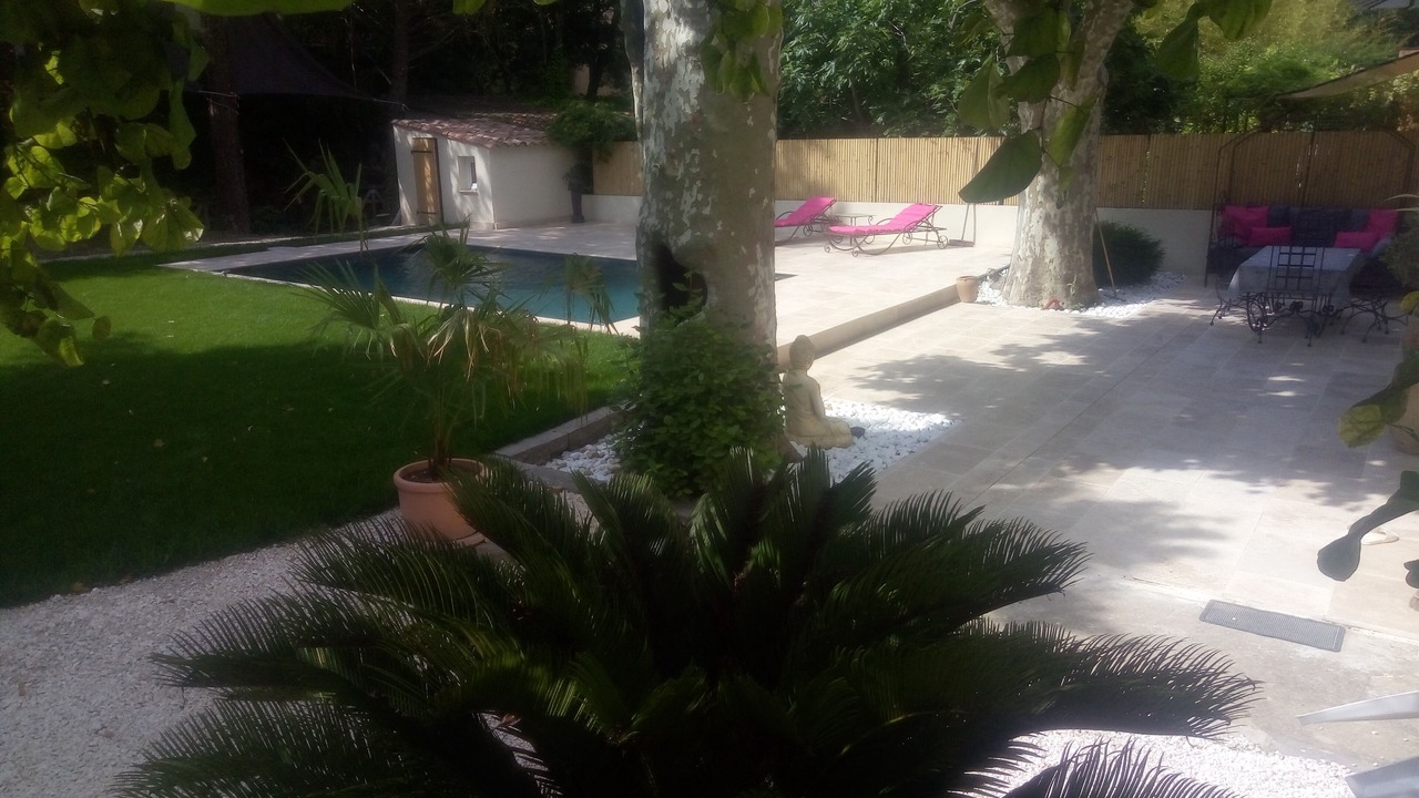 Photo of Outdoor in Couronne Urbaine